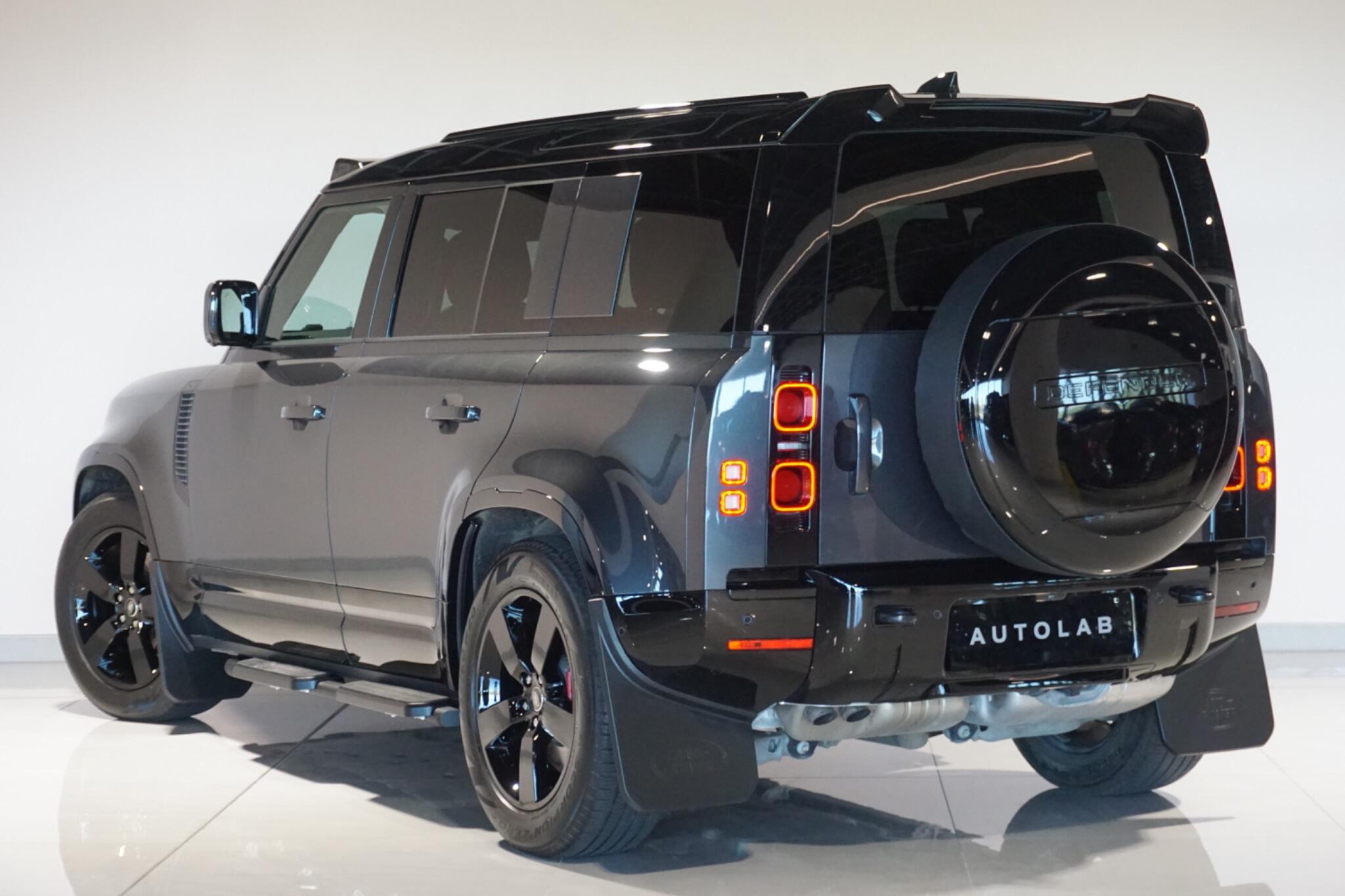Land Rover Defender 110 3.0 D350 MHEV X-Dynamic HSE SUV 5dr Diesel Auto 4WD Euro 6 (s/s) (350 ps)